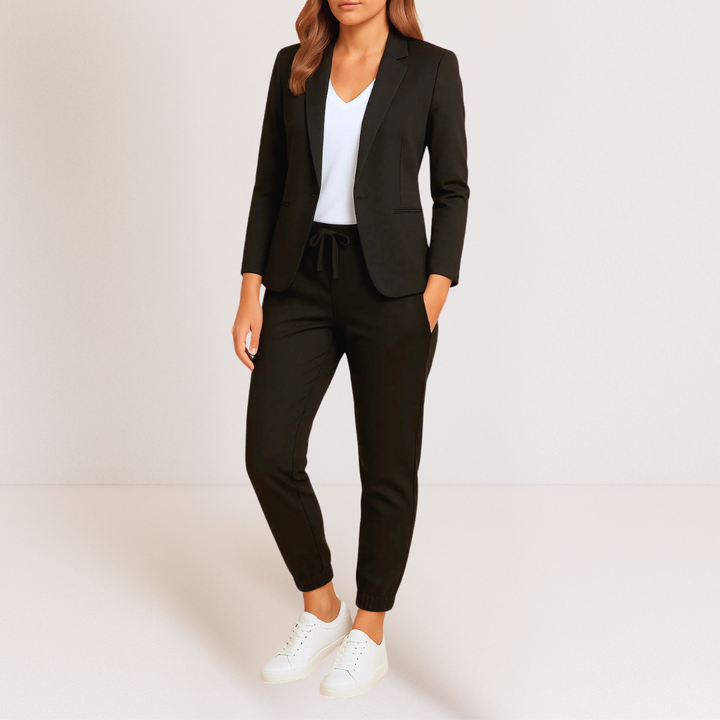 Beatrice | Modern Elegance in a Comfortable Set
